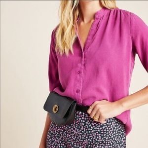 🛍 NWT Anthropologie Smocked Chambray Buttondown